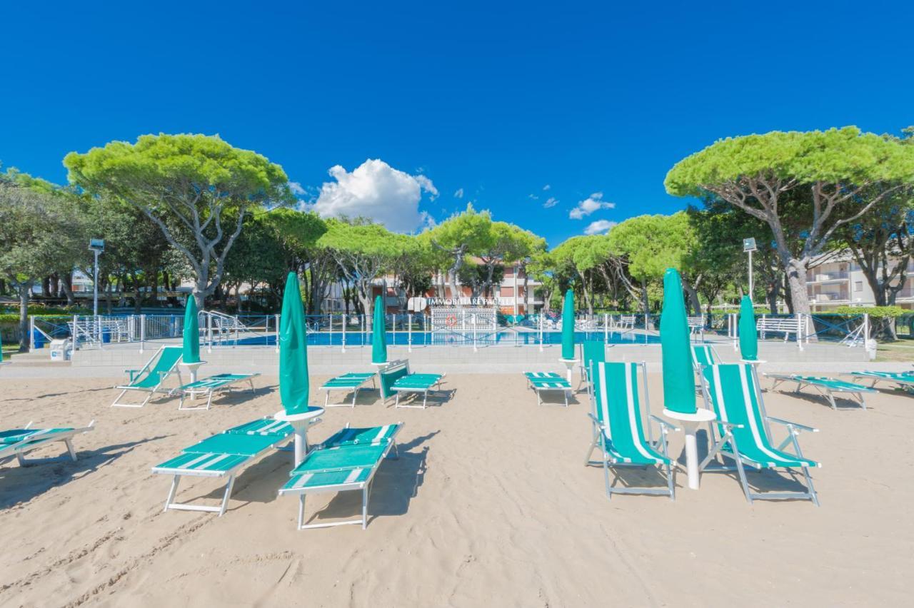 Park Residence Immobiliare Pacella Lido di Jesolo Bagian luar foto